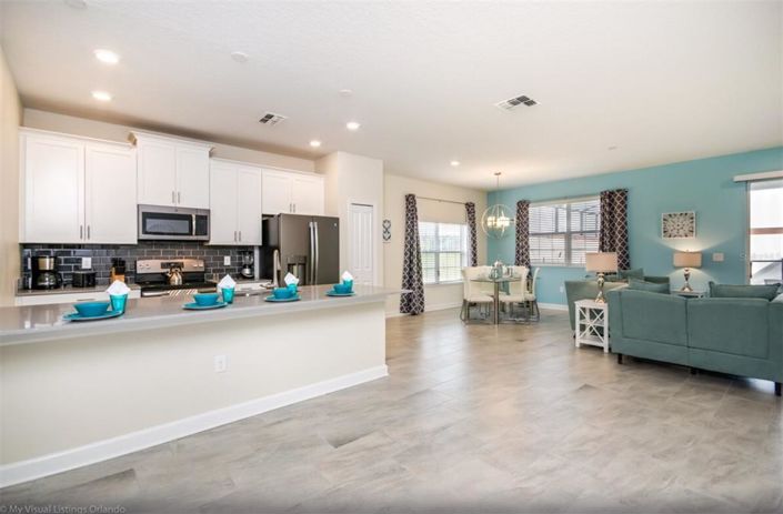 Image No.3-5 Bed Townhouse for sale