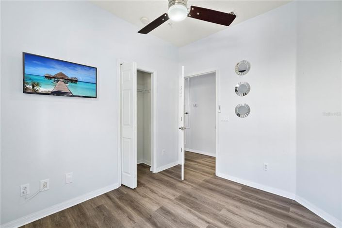 Image No.23-3 Bed Property for sale