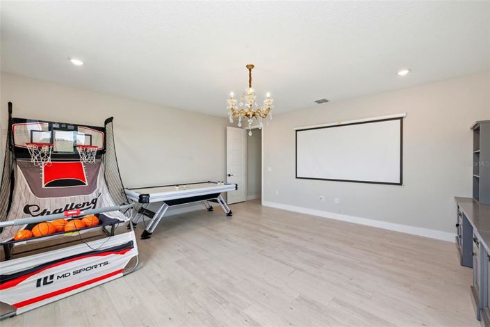 Image No.37-4 Bed Property for sale