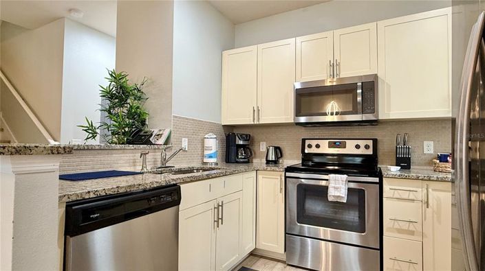 Image No.2-4 Bed Townhouse for sale