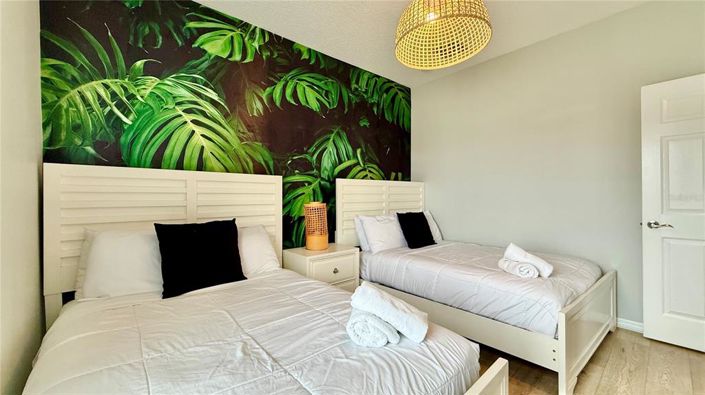 Image No.24-4 Bed Townhouse for sale