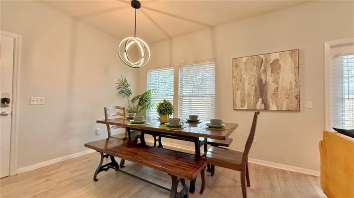 Image No.5-4 Bed Townhouse for sale