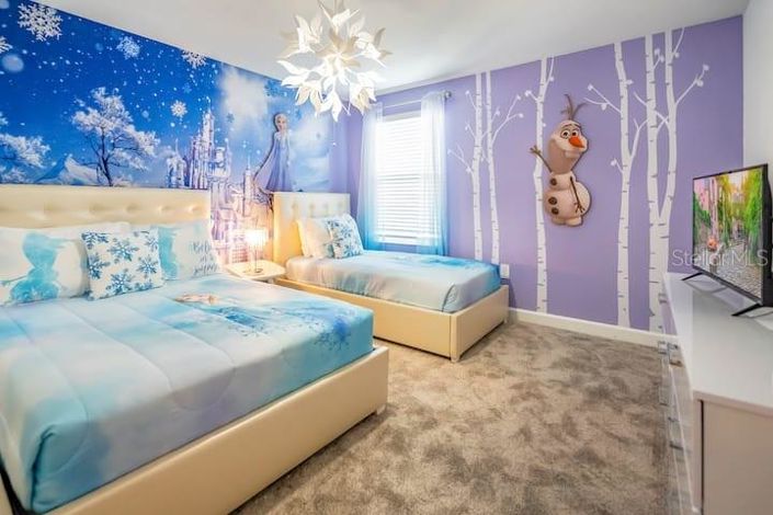 Image No.23-9 Bed Property for sale