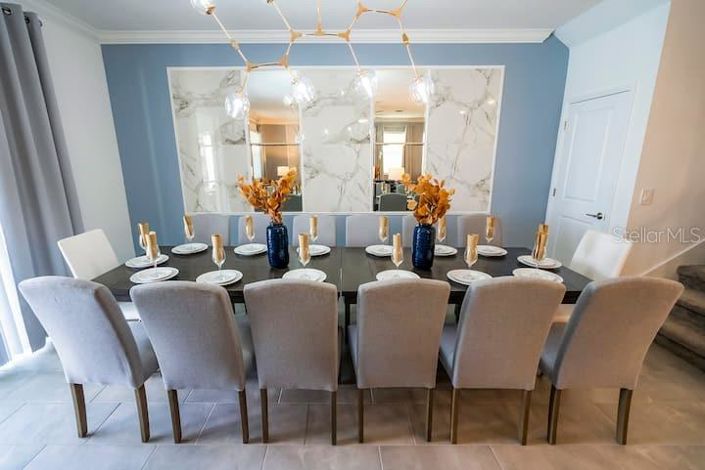 Image No.4-9 Bed Property for sale