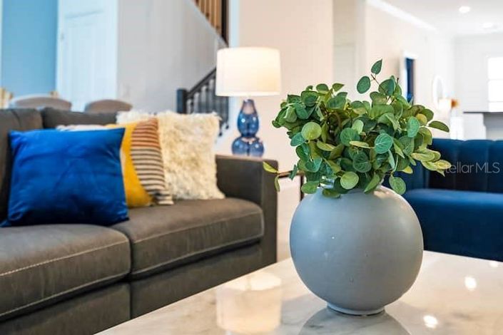 Image No.8-9 Bed Property for sale