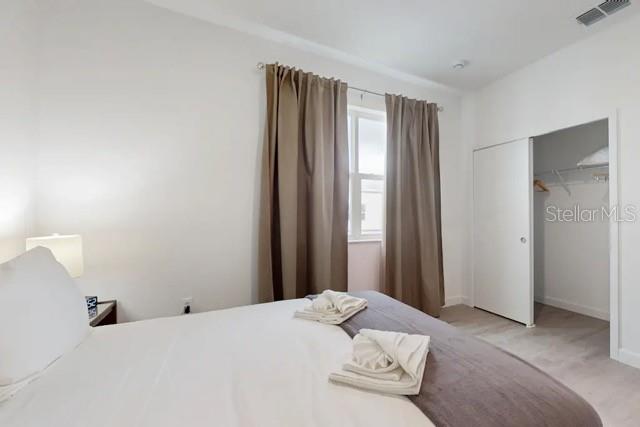 Image No.20-5 Bed Townhouse for sale