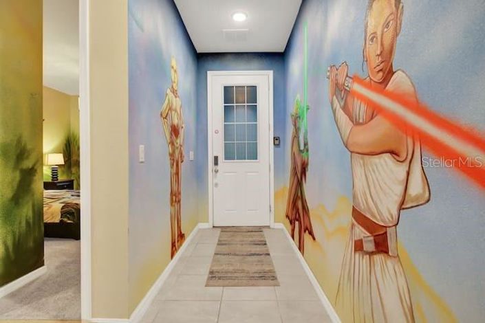 Image No.12-7 Bed Property for sale