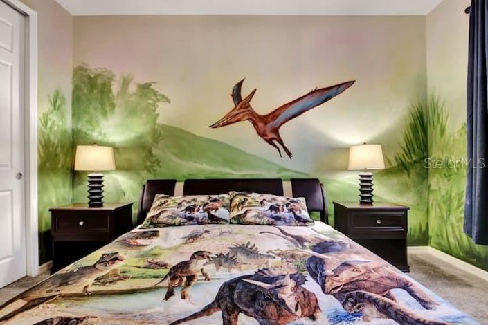 Image No.16-7 Bed Property for sale