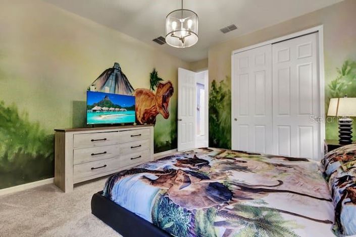 Image No.28-7 Bed Property for sale