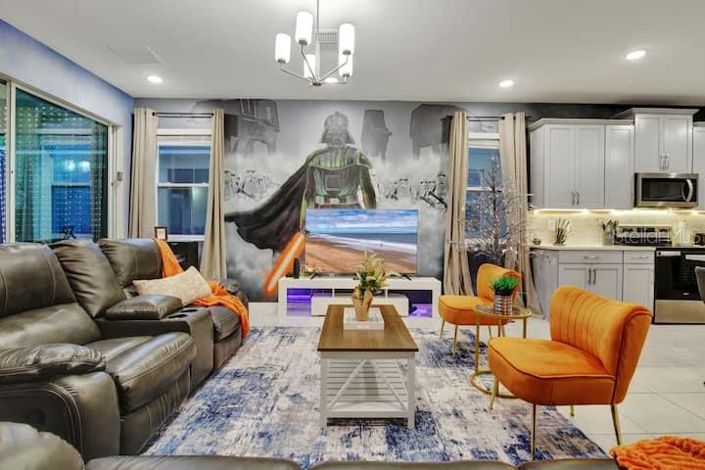 Image No.3-7 Bed Property for sale