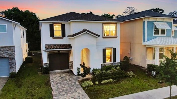 Image No.34-7 Bed Property for sale