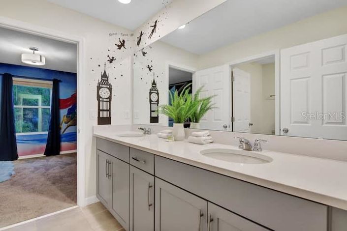 Image No.44-7 Bed Property for sale