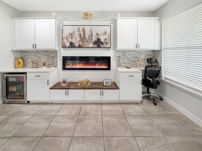 Image No.10-5 Bed Property for sale