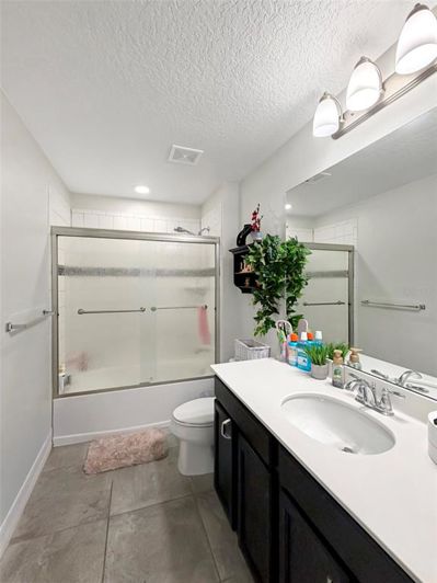 Image No.27-5 Bed Property for sale