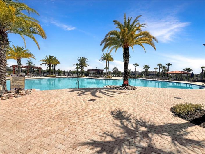 Image No.36-5 Bed Property for sale