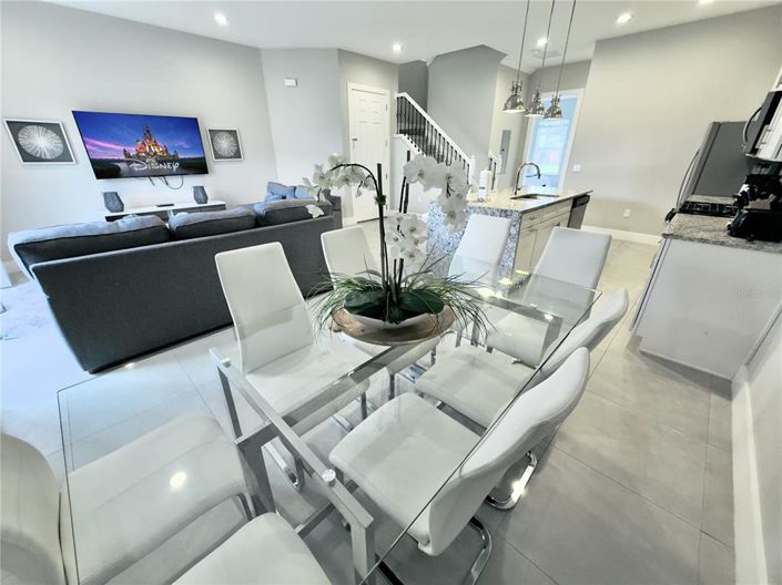 Image No.16-5 Bed Townhouse for sale