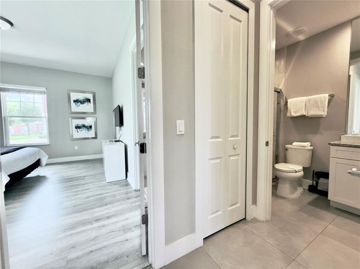 Image No.21-5 Bed Townhouse for sale