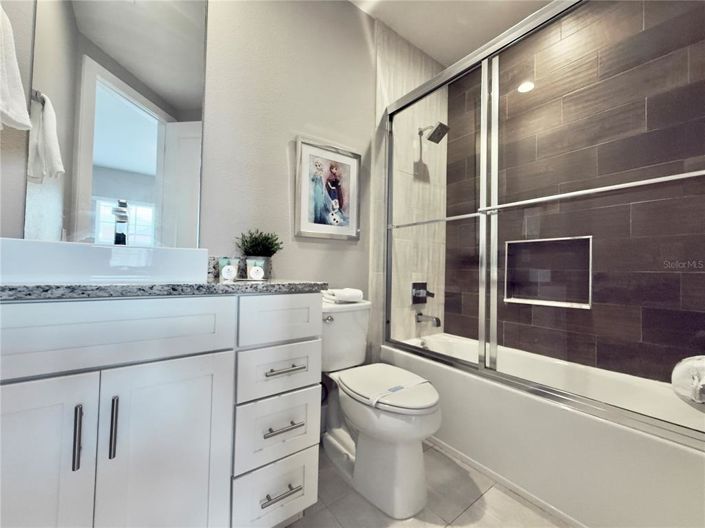 Image No.34-5 Bed Townhouse for sale