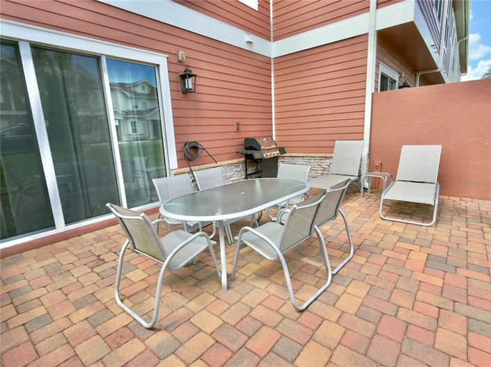 Image No.38-5 Bed Townhouse for sale