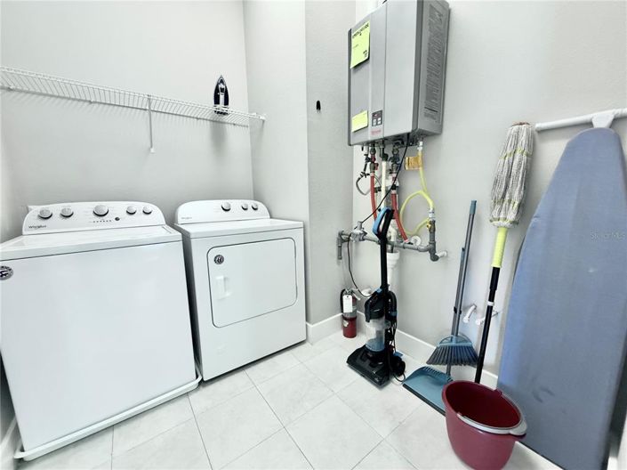 Image No.52-5 Bed Townhouse for sale