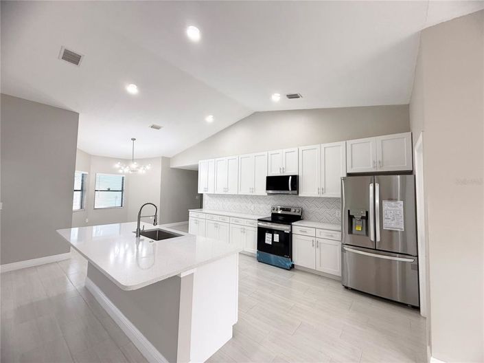 Image No.5-Propriété de 4 chambres à vendre à Kissimmee