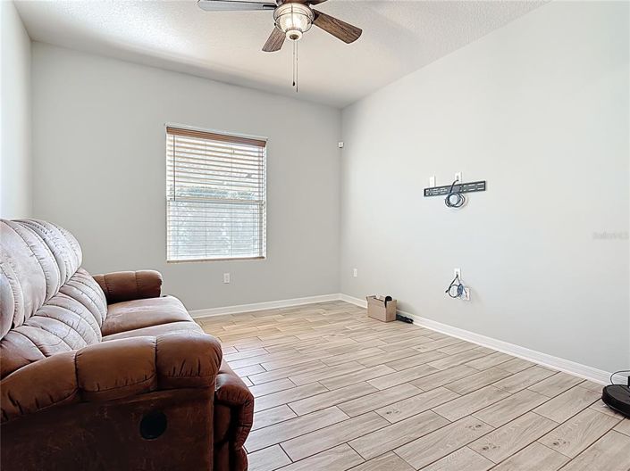 Image No.16-4 Bed Property for sale