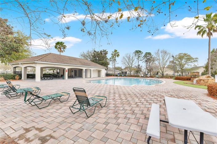 Image No.19-3 Bed Property for sale