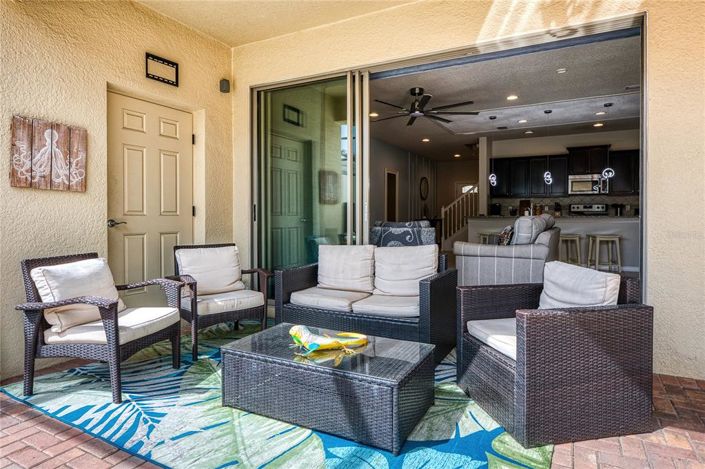 Image No.21-4 Bed Townhouse for sale