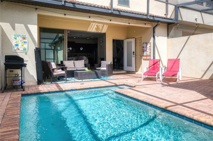 Image No.24-4 Bed Townhouse for sale