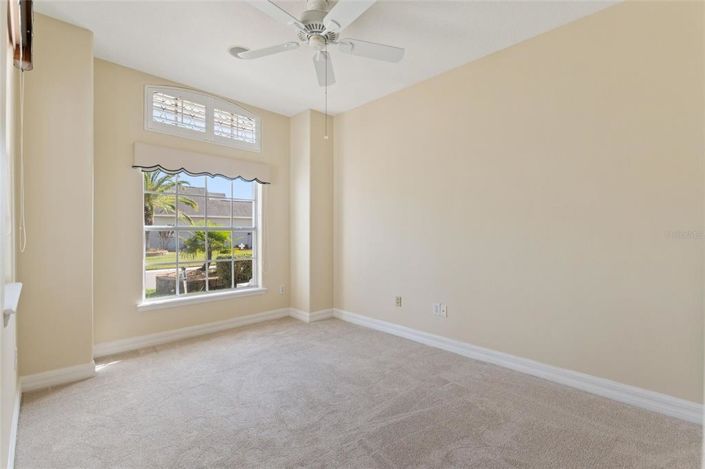 Image No.21-3 Bed Property for sale