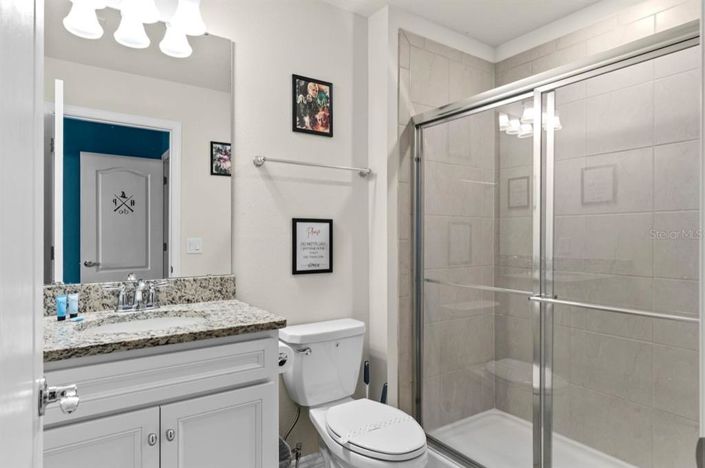 Image No.19-5 Bed Townhouse for sale