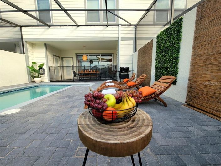 Image No.42-5 Bed Townhouse for sale