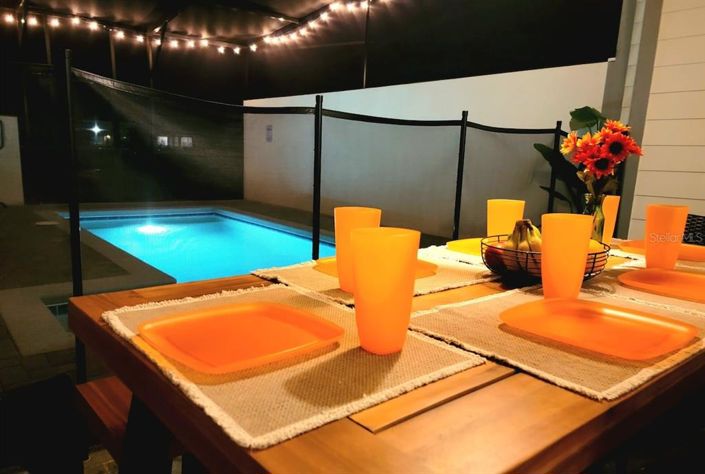 Image No.43-5 Bed Townhouse for sale