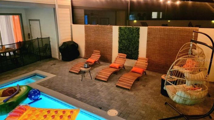 Image No.47-5 Bed Townhouse for sale