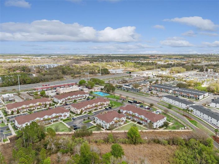 Image No.33-4 Bed Townhouse for sale