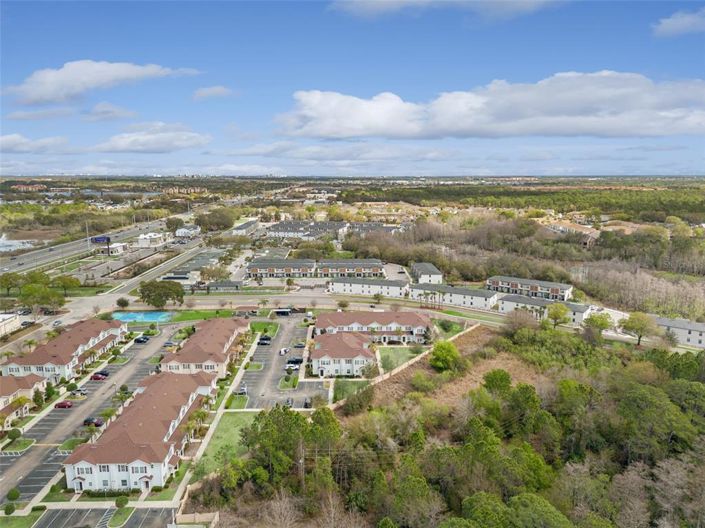 Image No.37-4 Bed Townhouse for sale