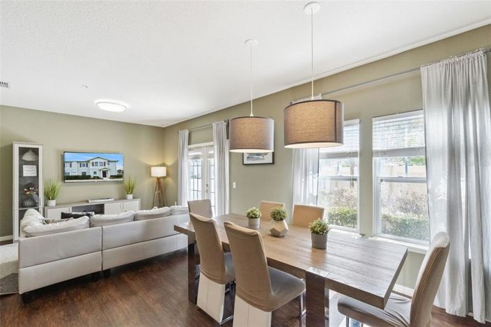 Image No.7-4 Bed Townhouse for sale