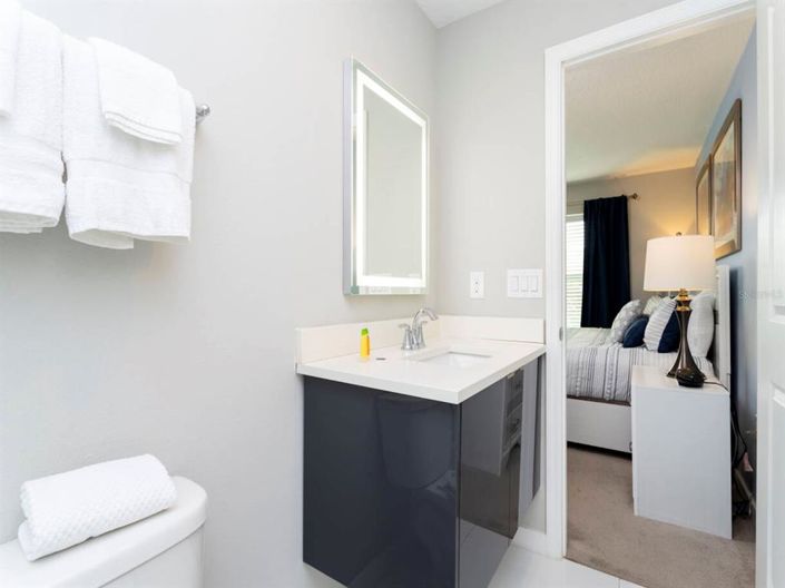 Image No.32-4 Bed Townhouse for sale