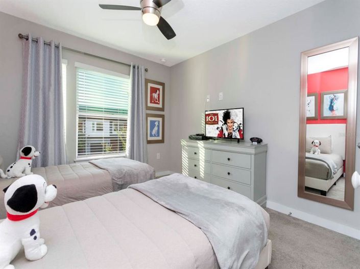 Image No.38-4 Bed Townhouse for sale