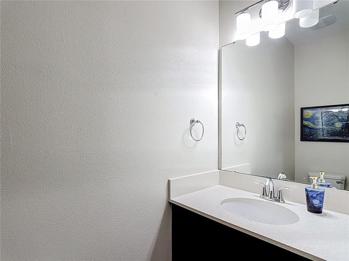 Image No.17-3 Bed Townhouse for sale