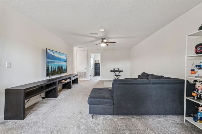 Image No.23-6 Bed Property for sale