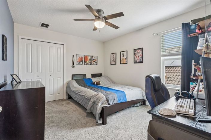 Image No.30-6 Bed Property for sale