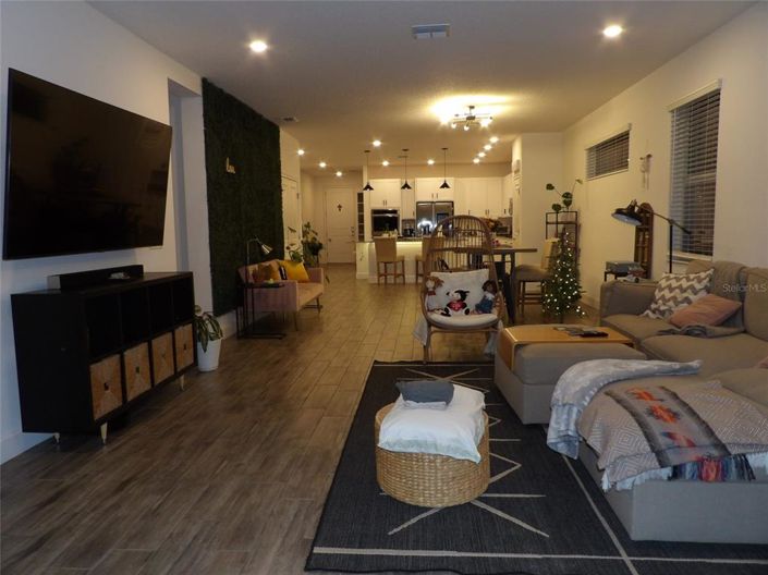 Image No.15-4 Bed Property for sale