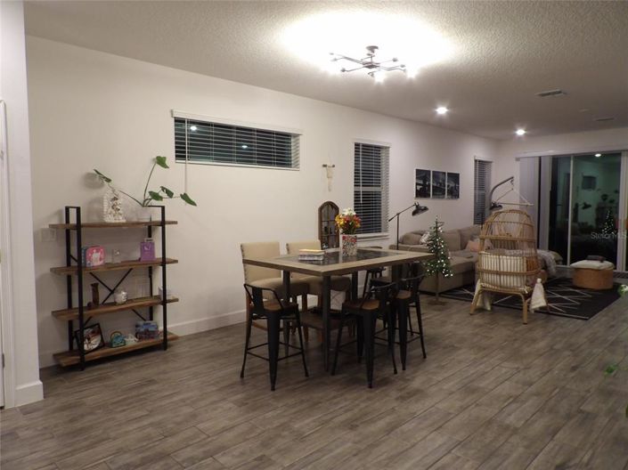 Image No.5-4 Bed Property for sale