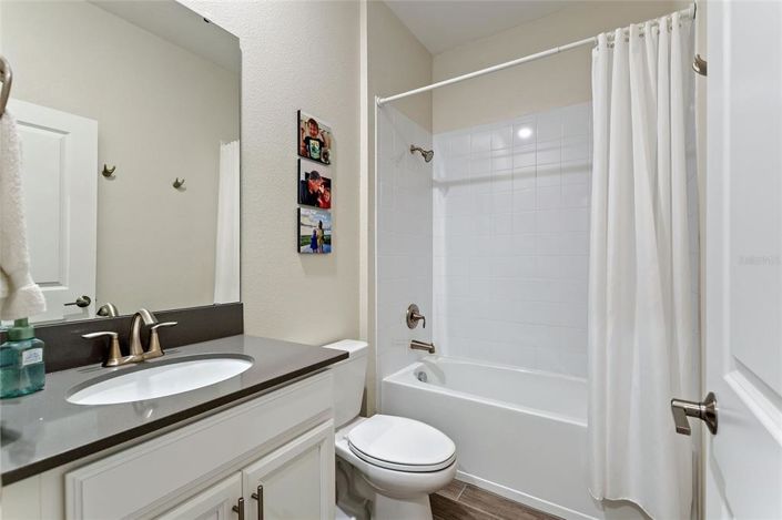 Image No.27-4 Bed Property for sale