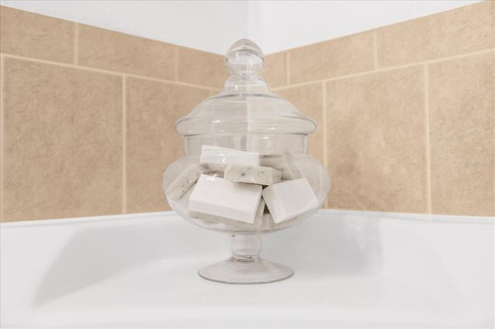 Image No.46-5 Bed Property for sale