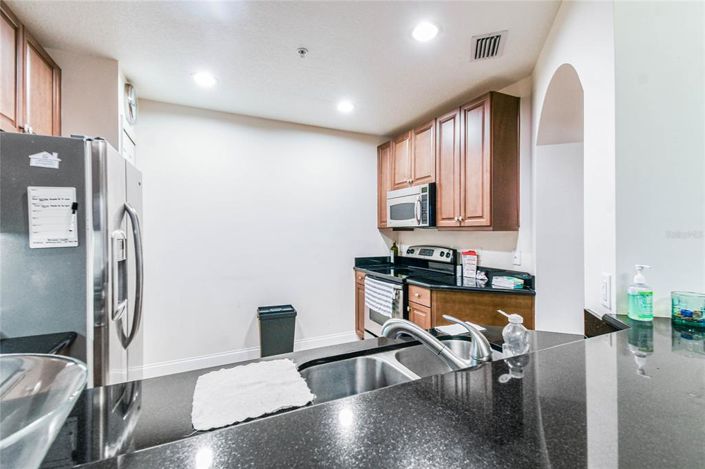 Image No.20-3 Bed Property for sale