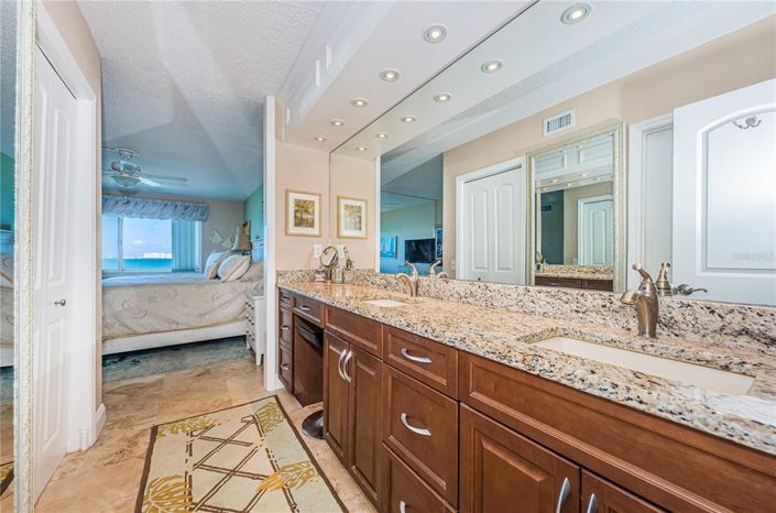 Image No.22-2 Bed Property for sale