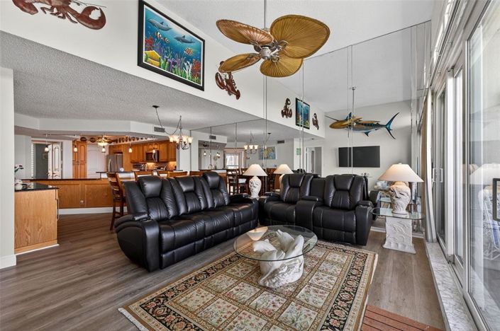 Image No.14-3 Bed Property for sale