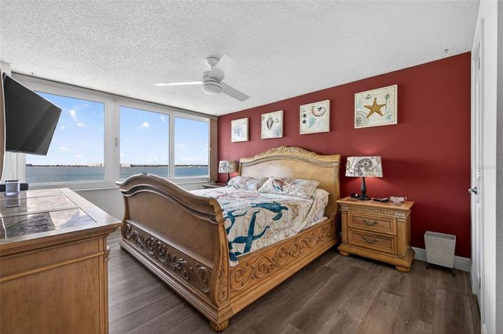 Image No.15-3 Bed Property for sale